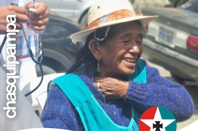 Atención medica gratuita am mercado 8 de diciembre CHASQUIPAMPA
