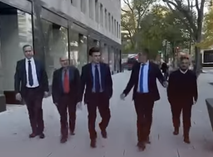 Agradecemos al gobierno americano.