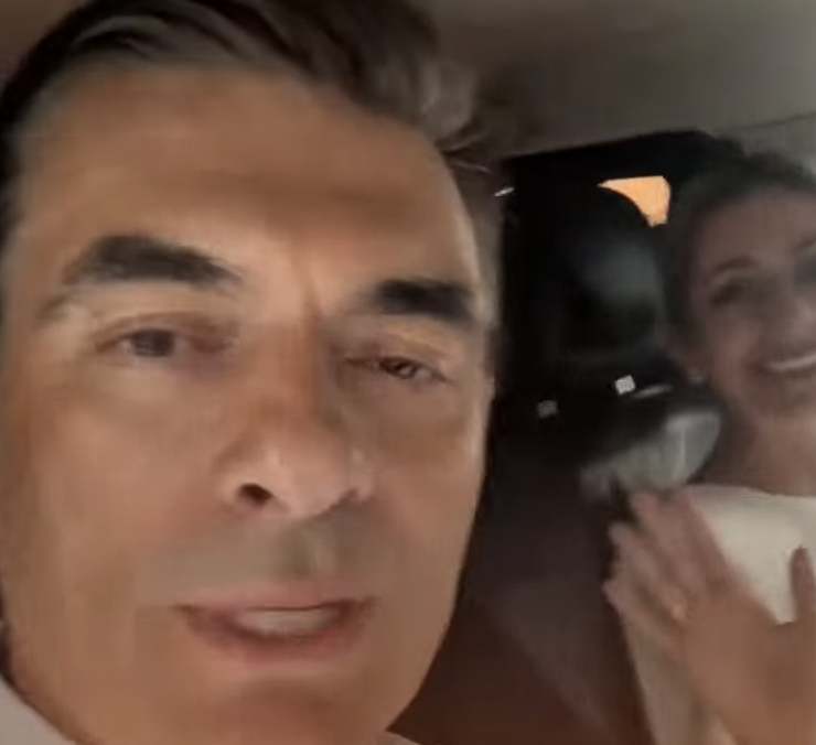 Con toda la energía para reconstruir Bolivia. Dios les bendiga.